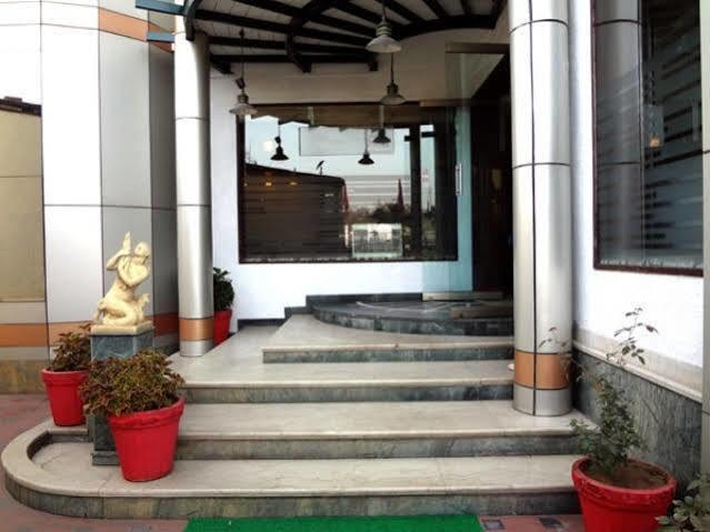 Hotel Airport Residency Ahmadábád Kültér fotó
